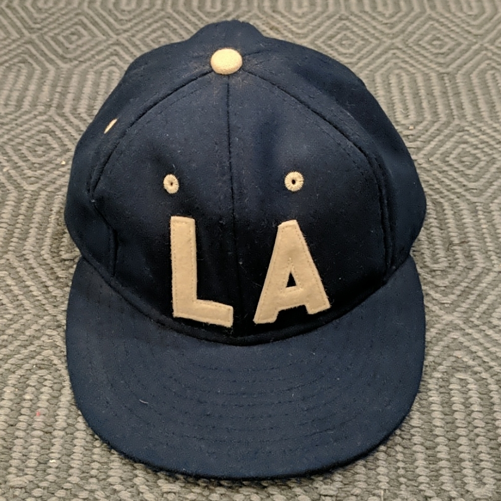 Los Angeles "LA" wool baseball cap - retro style